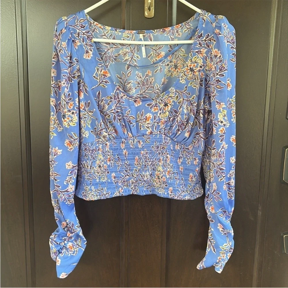 EUC Free People Santiago Boho Top Periwinkle Floral Size Small
